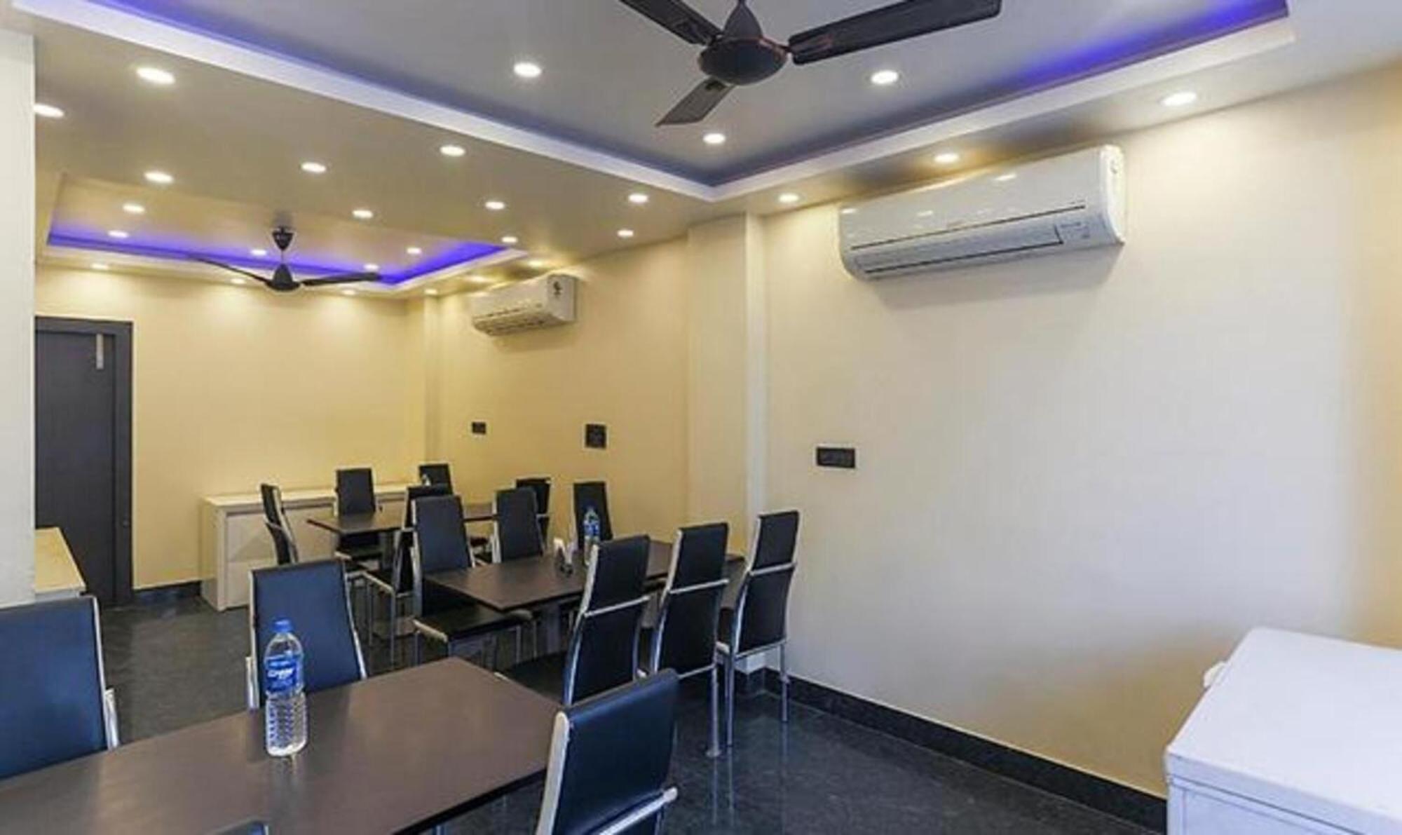 Jādabpur Fabhotel Aspiring Inn מראה חיצוני תמונה